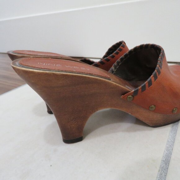 VINTAGE NINE WEST Y2K Cognac Tan Leather Studded Clog Heeled Mules Size US 6 - Picture 11 of 16